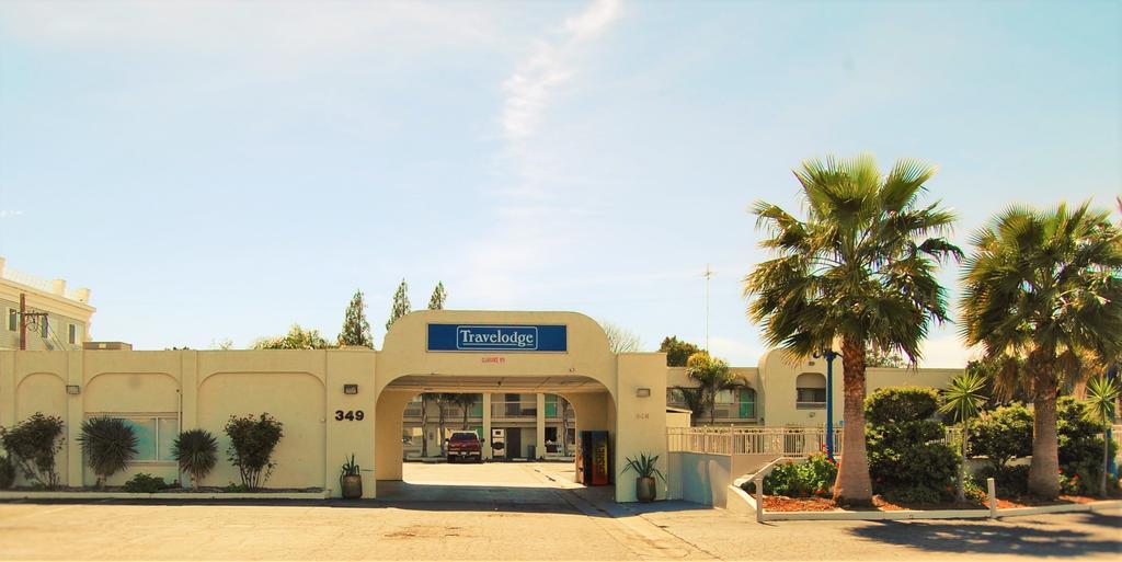 Travelodge By Wyndham Los Banos Ca Exterior photo